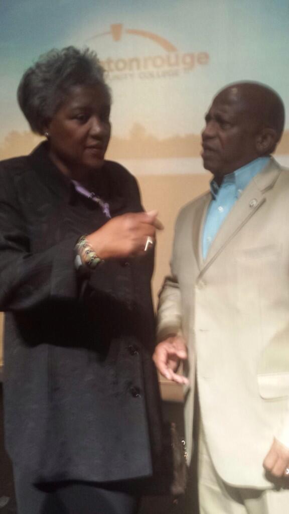 _acw2011's tweet image. Talking with @donnabrazile at the LA Leadership Summit at BRCC about her relatives who live in District 61.