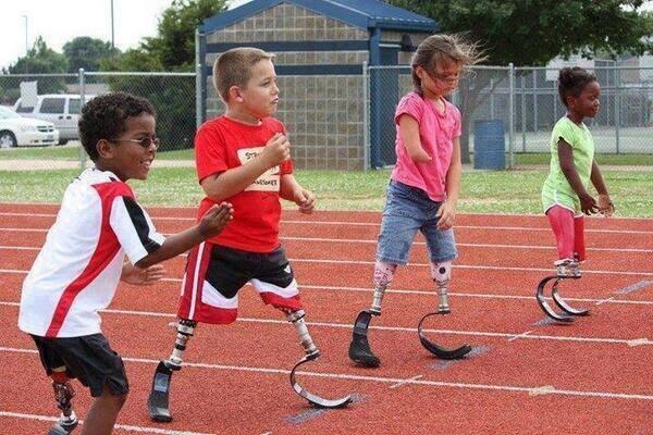 Powerful_Pics tweet picture