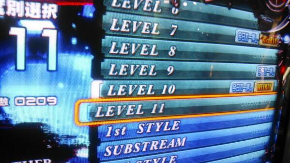 sunazakikeya's tweet image. 1クレ内のSUで、蛇棒 bass2bass DXYに連続で難点灯。 まさかの100円一枚で☆10未難3から0へ。 #acSPD