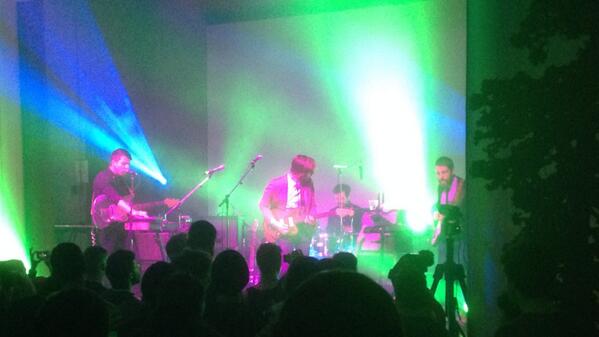 I get the feeling @itsthedarcys just blew the minds of a lot of @julytalk fans. Great, great show. #hillsideinside