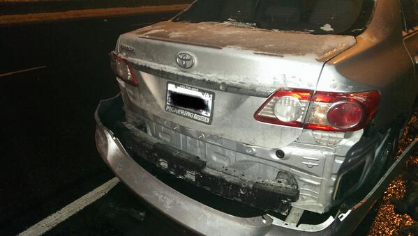 BeksIsMe's tweet image. Tow truck ops caught this drunk driver when he drove away from the scene in half of his car #DontDrinkandDrive