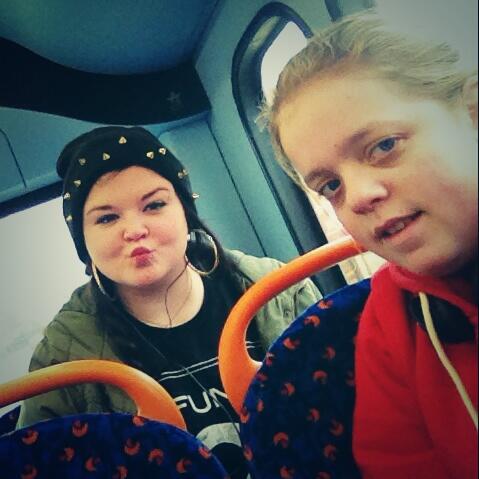 samhodgy97's tweet photo. @CaitlinF97 got bored on the bus x http://t.co/ZXJmzdsBU3