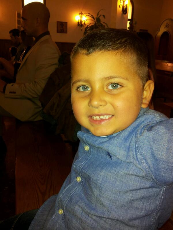 Rocio1802's tweet photo. Dias mejores que otros... pero tu siempre eres motivo de sonreir♥ te quiero mucho mi niño http://t.co/oJaH0zJRut
