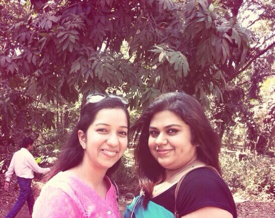 heena_hd's tweet photo. Enjoying with my sweet cousin @divya arya http://t.co/SDnCBrNX3l