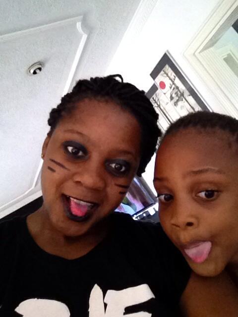 SchmoozeFM's tweet photo. My two fave nieces Cheryl and rose @cheryldzapasi http://t.co/xCtbwQn8yh