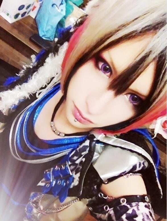 Ray℃のボーカル、大空(だいすけ)さん 改名されるのねっ 愛玖(あいく