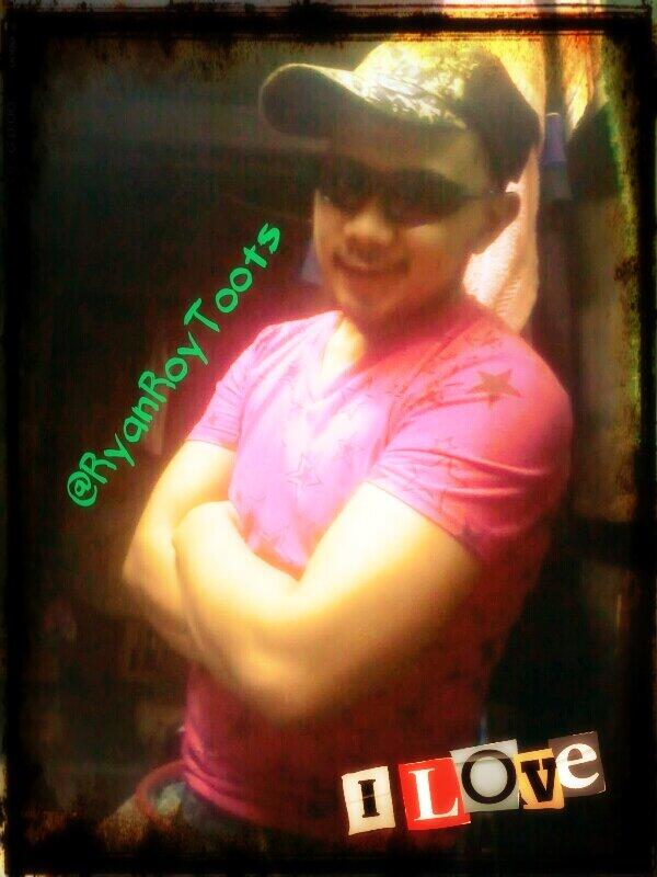 Andietoots's tweet image. please follow @ryanroytoots nakalimutan daw nya password nya sa dating account na @rhoi_uno thanks