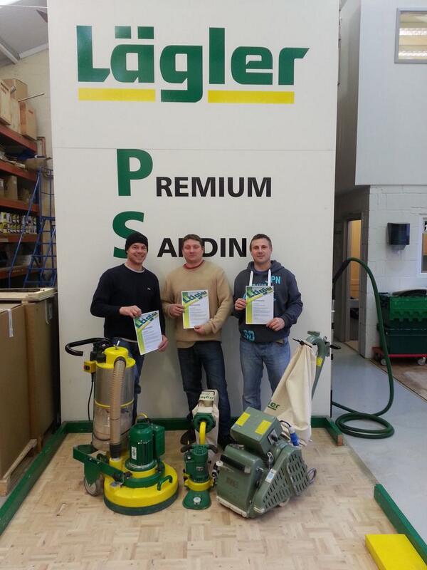 PureCarpentry's tweet image. After are maintenance &amp;amp; training course with some of our machines.