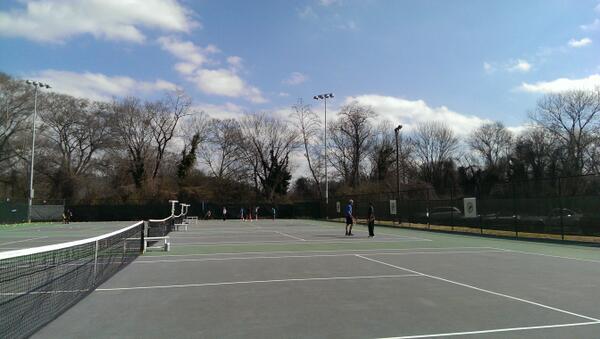 SCADATL_Tennis's tweet photo. Sunday morning practice. Only a few days before the season opener. http://t.co/xZjbCmR47a