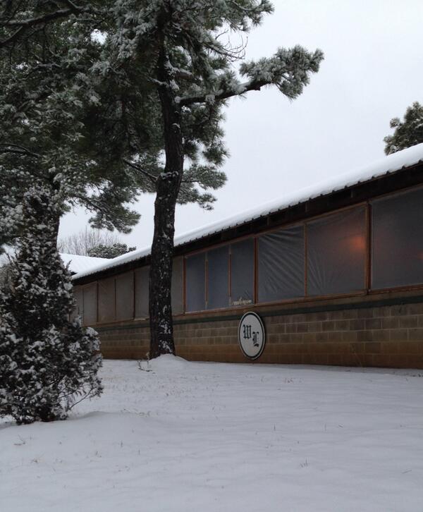 FLAIRstrips's tweet image. Our thanks to @FrankMirahmadi for his generous hospitality while visiting @OaklawnRacing. #firsttimevisit #notmyfault