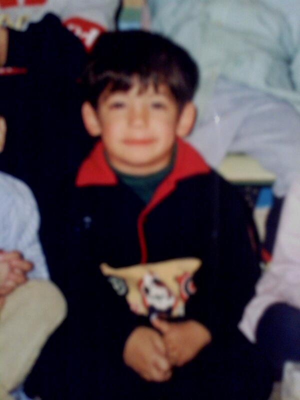 efember94's tweet image. @JuanmaPerysDj ;Quien es este? Jajajja