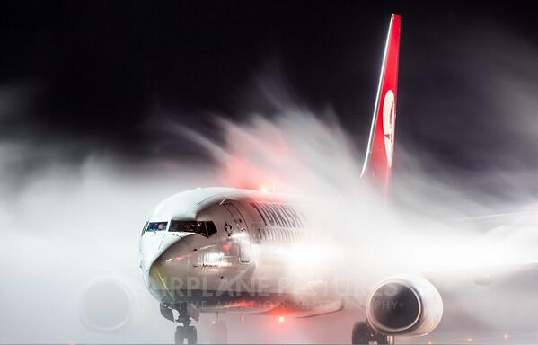 planeporns's tweet photo. Turkish Airlines http://t.co/tzOxlOP0zh