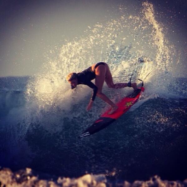 VonZipper's tweet photo. Sundays are better with @lauraenever.... #vonzipper || #NotThatWay || #LetsGoThisWay http://t.co/JCHtKReiv7