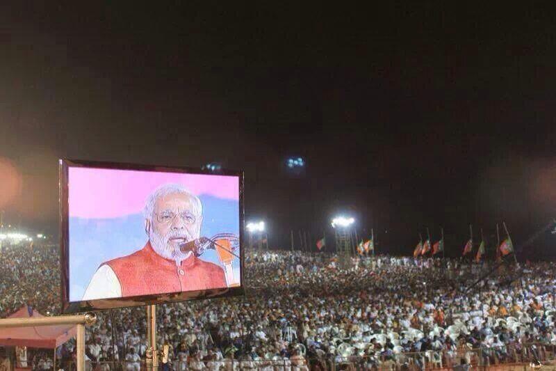 Modi in Trivandrum pictures BgDfFtRCQAAUiua