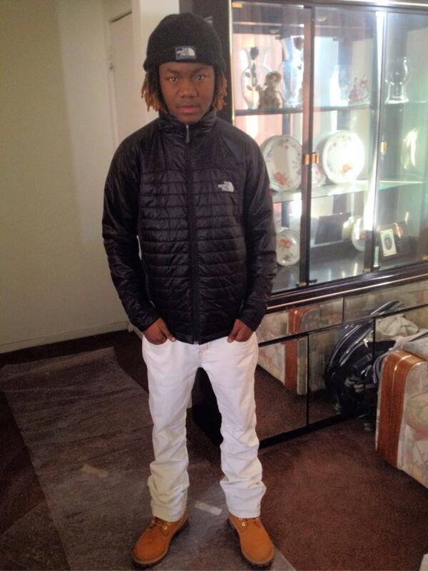 FDBDee's tweet photo. Mitch Match Designer #NorthFaceHat #NorthFaceJacket #TrueRShirt #TrueRPants #AlXBelt #Tims http://t.co/neAKP4uzkv