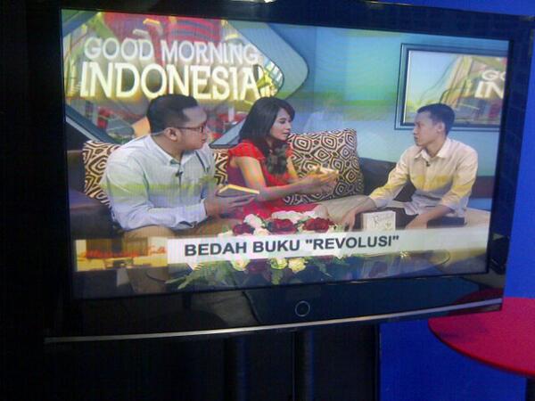 Talkshow #Revolusi di #GoodMorningIndonesia <a href="/GMI_MNCNews/">Good Morning INDO</a> bareng <a href="/rezanufa/">Rea Nua</a> <a href="/MNCNewsChannel/">MNC News Channel</a>