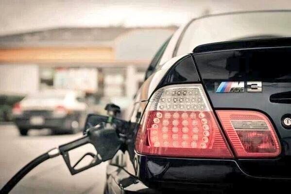 mahmoudofa's tweet photo. My car I♡ B M W http://t.co/F6XUHAMn1t