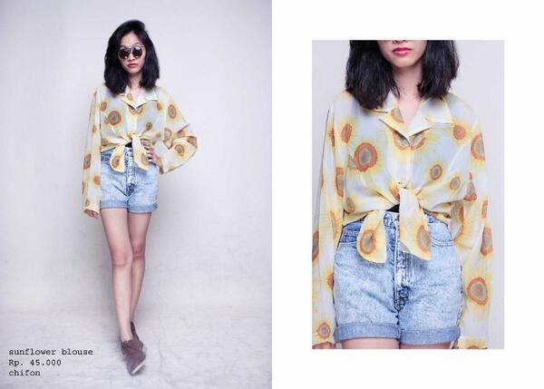 daily_wardrobe's tweet image. SUNFLOWER BLOUSE | 45K | SMS 085743756686 | #jvintageindonesia #jualsecond