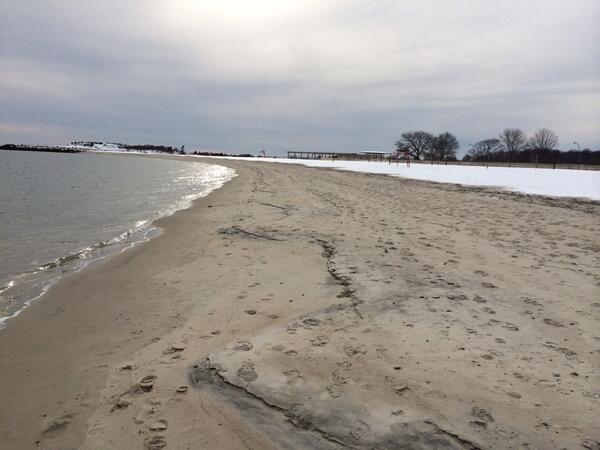 sche7015's tweet image. #cold #beach #awesome