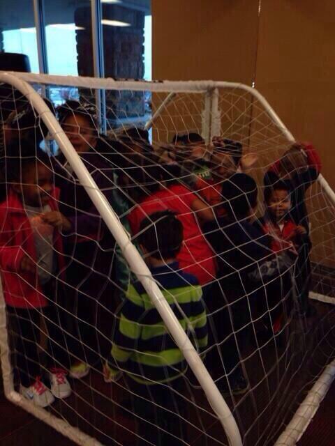 __Pnut's tweet image. Condoms work like this 😂😂😂