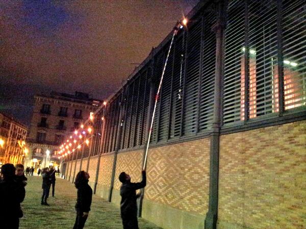 CatalanVoices's tweet photo. The old market has been turned into a cultural center @mercatdelborn where there are many activities http://t.co/w2cLjCGzgC