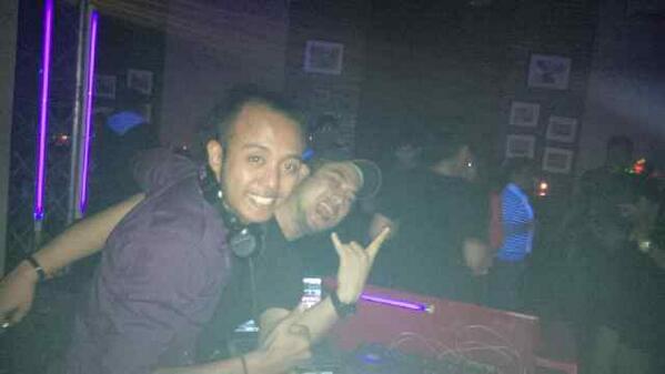 Risafandi's tweet photo. Abisinnnn RT @chochofreak1: Sikatt .... @zoompalace http://t.co/67LX4vU0El http://t.co/T5kSSPTf1X