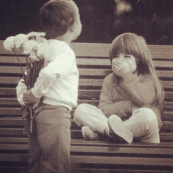 Make a girl smile like this on #valentines get your orders in to me jjsflowers.co.uk #love #chesterfield