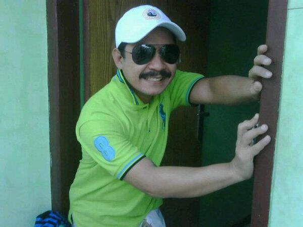 45_dewa's tweet photo. Ganteng http://t.co/PhVXkzxpn5