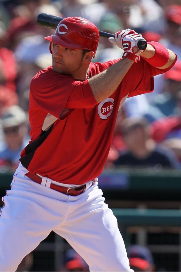 Reds's tweet photo. Good morning, Reds Country! We have until 8amE to tweet and retweet #JoeyVotto #FaceofMLB! We need your support. http://t.co/BKYcGJrylx