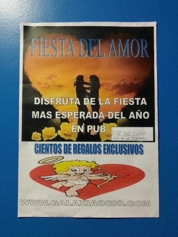 CAFPUBLUZDELUNA's tweet photo. Viernes 14.Fiesta del amor.Por cada 2 copas de DYC 8 te regalamos 1 entrada de cine!!! Regalaselo a tu pareja ;-) http://t.co/01LH5q3nzu