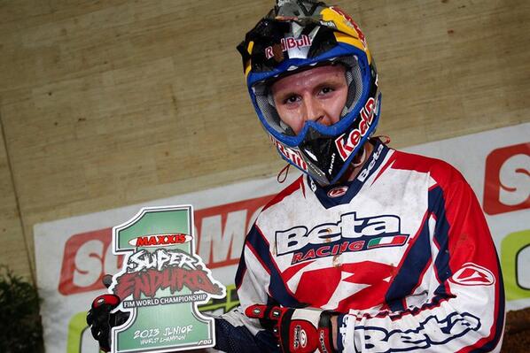 <a href="/redzanza/">Giacomo Redondi</a> CAMPIONE DEL MONDO JUNIOR SUPERENDURO! Congrats, Giacomo! --> win.gs/1bEWMFD #timetteleali