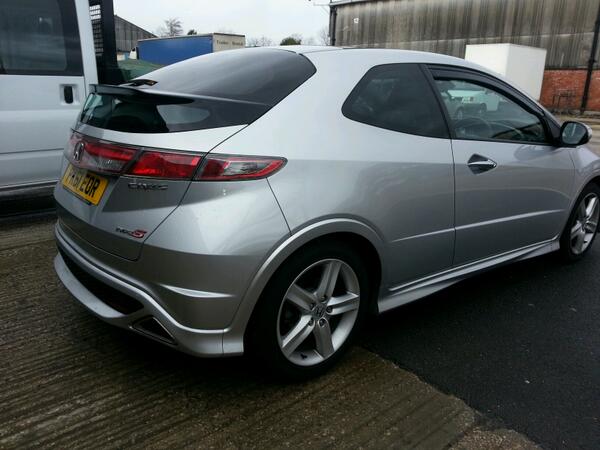 Lovely Honda civic sport tinted with Suntek HP20 window film. #windowtinting #style #privacy