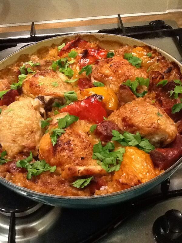 kitchenangel39's tweet image. @StellaMagazine @DianaHenryFood chicken and chorizo paella😋 #cooksimple #stellacooks