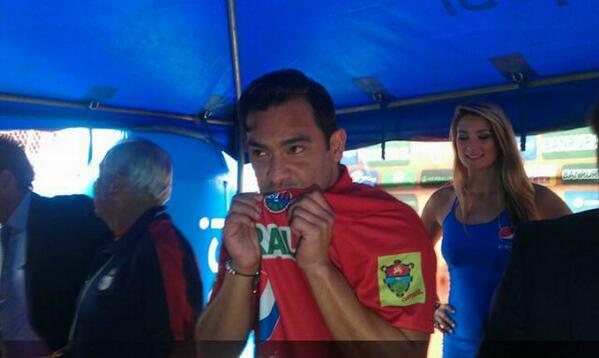 JrQuionez's tweet photo. #BienvenidoFish http://t.co/KPqmuEPMts