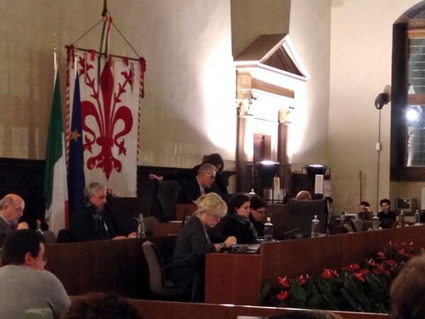AndreaTj's tweet photo. Anche oggi @matteorenzi assenteista! #renzidov'e?   #FiatosulCollo #M5S @firenze5stelle http://t.co/fwazZEu8Z6
