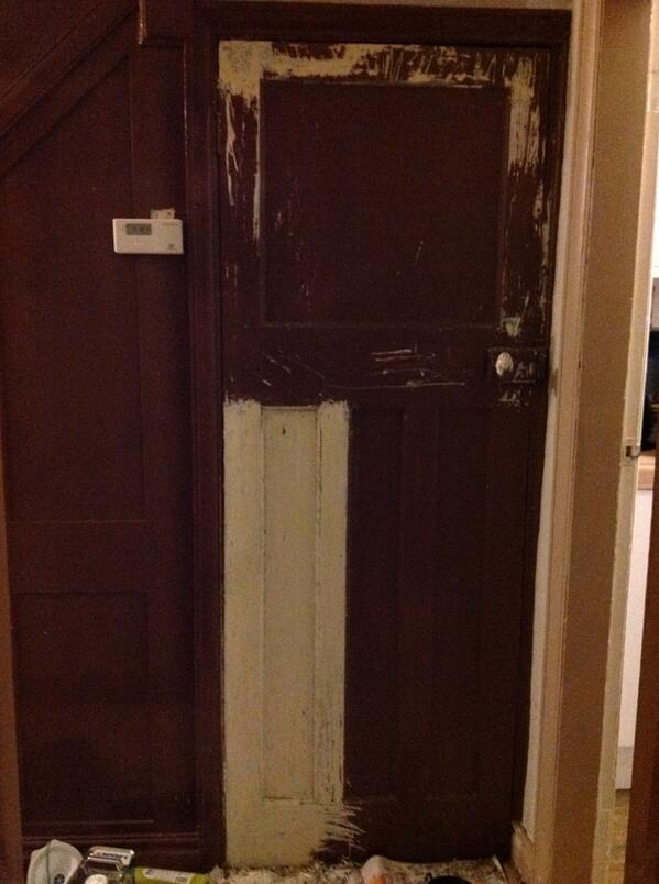 AJDressageDiva's tweet image. So I've been stripping paint all afternoon. Think I might finish by this time next year. #gettingnowhere #ihategloss