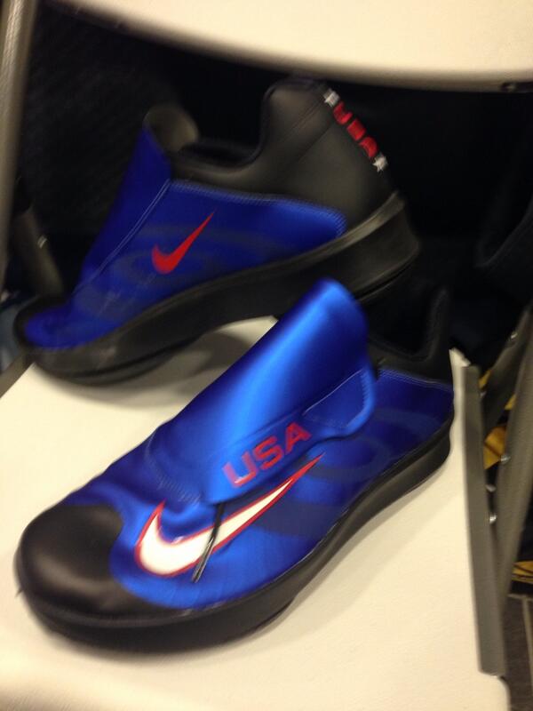 nike curling shoes