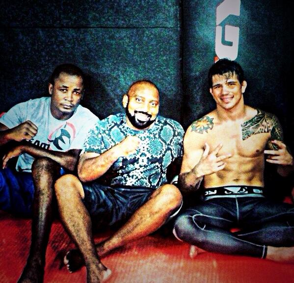 Ótimo treino hj com <a href="/JDISTAK/">DISTAK</a> <a href="/ErivanBoxer/">ErivanBoxe</a>   <a href="/Daniel84Mendes/">Daniel Mendes</a> <a href="/BrunoFrazatto/">Bruno Frazatto</a>