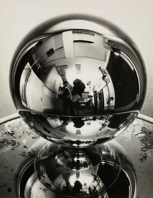 MuseumModernArt's tweet photo. "A World of Its Own" examines the photo studio as a haven, stage, laboratory, &amp; playground. http://t.co/3Y70mjk5Je http://t.co/R8re3PKkgq
