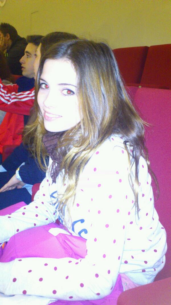 JaviCBM's tweet photo. Contentaa porque es el dia mas felis de su vida @andreaperezz1 http://t.co/CoJC0Uzo8Y