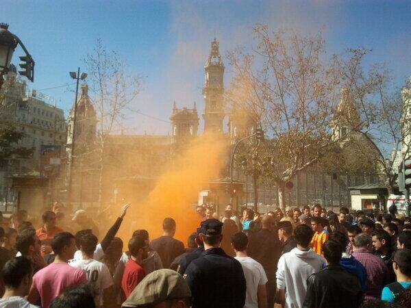 cn10_val's tweet photo. S'apropen les #Falles2014, no comenceu a olorar a pòlvora...? http://t.co/xtfQmv9DsF