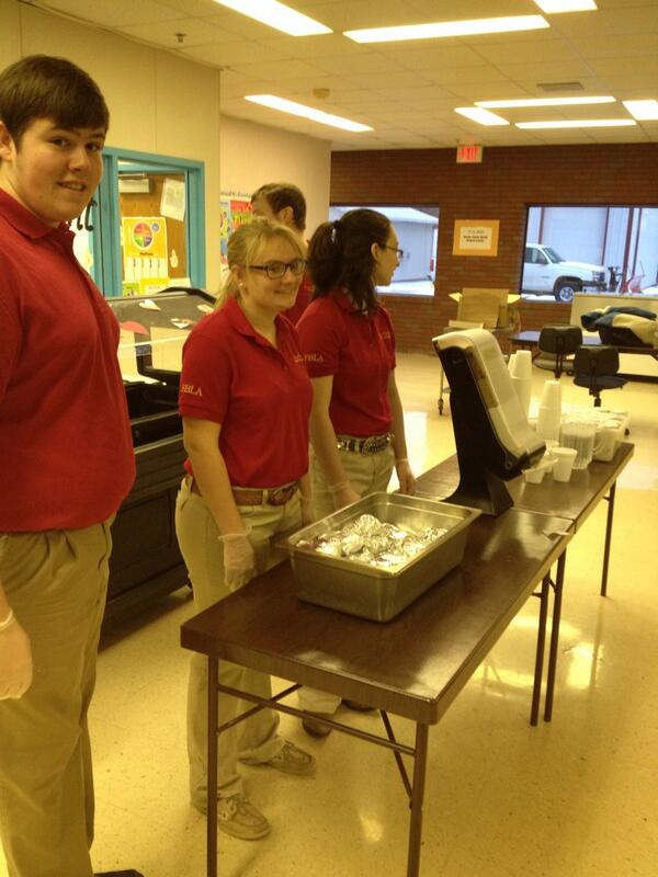 LAKEVIEWFBLA's tweet photo. Attention Faculty and Members: Croissants and apple juice being served in the cafeteria now! #FBLAWeek http://t.co/4iNlNwu3ZG