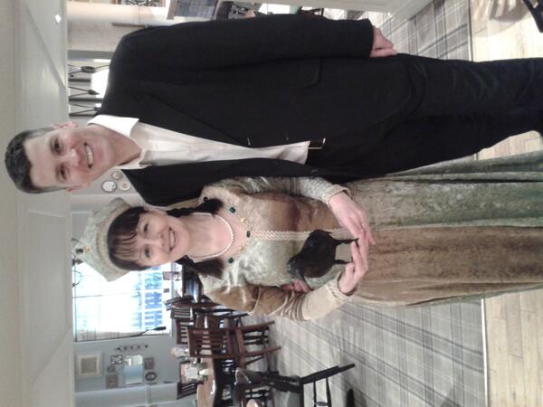 And here's Lady Catelyn Stark <a href="/PretenderYoung/">The Young Pretender</a> at new sign launch for #KingsLandingUK #GameOfThrones <a href="/DacorumLNF/">DacorumLookNoFurther</a>