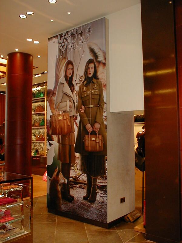 Eclipse7__'s tweet image. Gorgeous #WallCovering created &amp;amp; installed by Eclipse7 at @Mulberry_Editor... eclipse7.co.uk/wall-coverings… #NorthEastHour