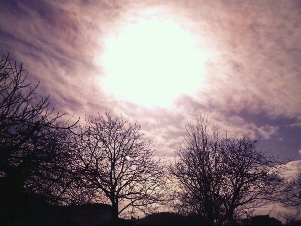 juan_fontan's tweet photo. Y esto amigos gallegos, es, EL SOL. http://t.co/tN0Mu1kPfZ