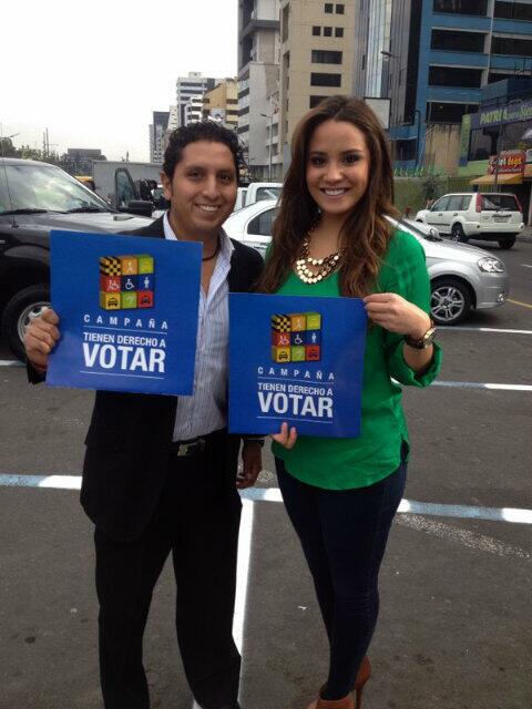 OE_ECUADOR's tweet photo. Gustosos ayudaremos a que personas con discapacidad voten el 23, nos uniremos a otros voluntarios como @ireprice !!! http://t.co/Y64JYMtRtq