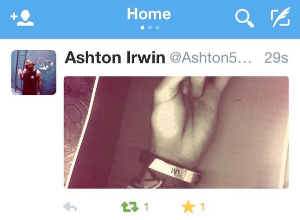 500Years0fWintr's tweet image. I make myself proud✌ 
#firstfavorite #firstretweet 
@Ashton5SOS