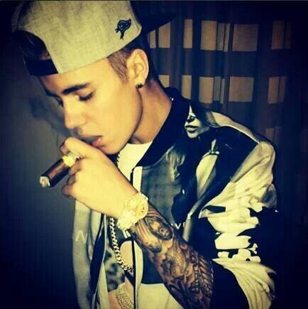 TSMelany's tweet photo. ajale que papito justin http://t.co/cnZPrAiNmk