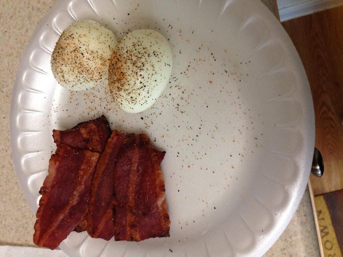 #breakfast then the gym http://t.co/Kjmcp3SZZT<a href="/tag/breakfast"class="tags">#breakfast</a>