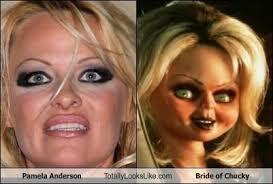 SonParecidos's tweet photo. Pamela Anderson y la novia de Chuki http://t.co/5plkMVkCkD